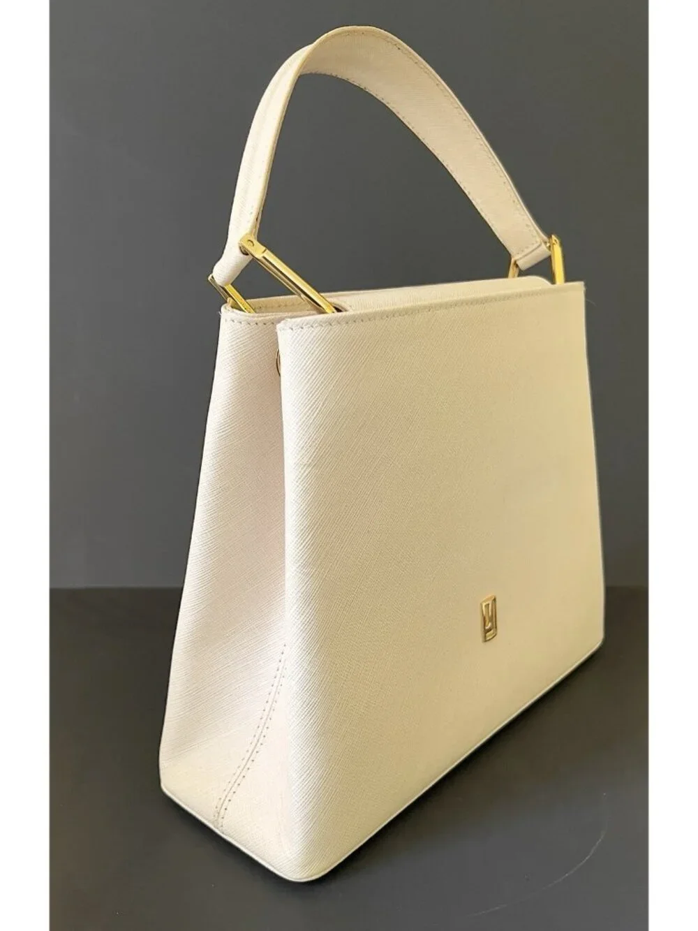 Jafferjees Willow Top Handle Bag Off White Cream Vertical Grain Leather Luxury